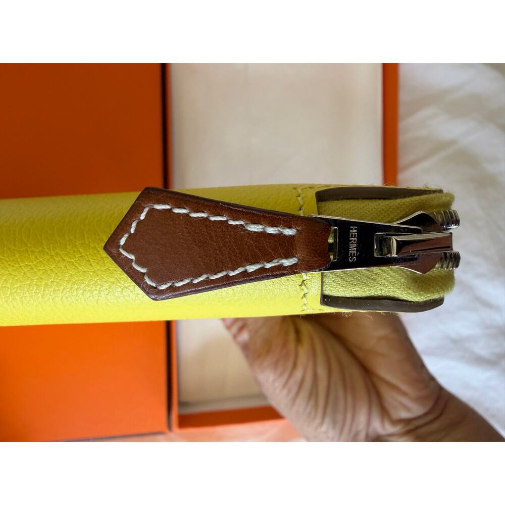 Hermès Azap Silk'In Long Wallet in Lime Evercolor Leather – Pristine with Box - Picture 6 of 10